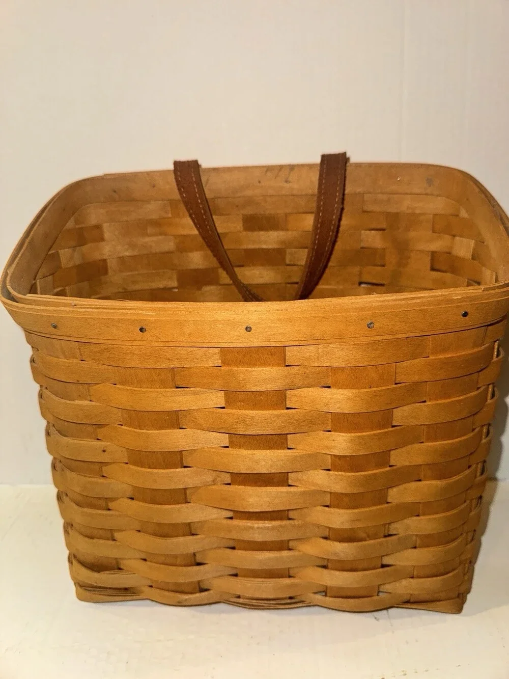 1997 Longaberger Handmade Market Basket Leather Handles Dresden Ohio USA